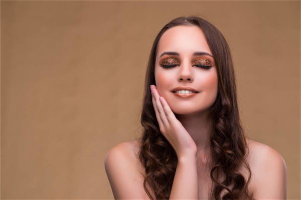 免費取名_周冰真