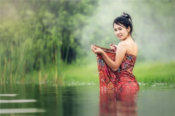 張愷彤的姓名打分結(jié)果_張愷彤五行分析