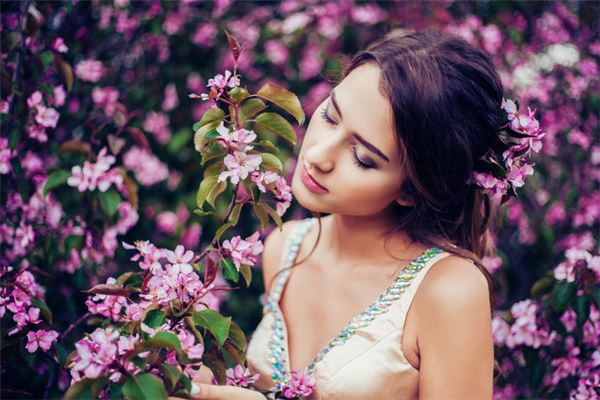 姓名得分測(cè)試_李鶯韻