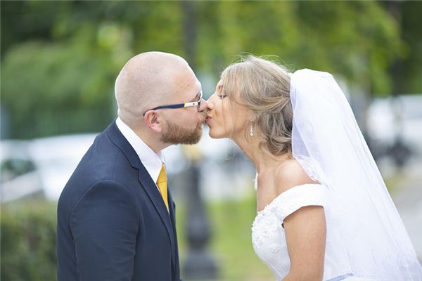 姓氏取名_適合給女孩的帶馨字的名字