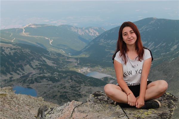 取名技巧_周琪華